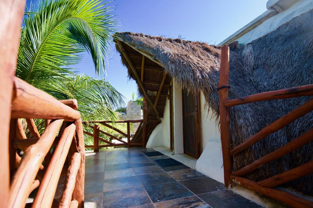 Golden Paradise Hostel Isla Holbox Bagian luar foto